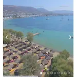 Livadia Seaside 14 Апартаменты