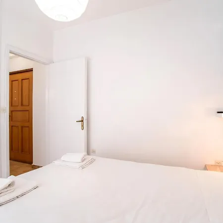 Livadia Seaside 14 Páros