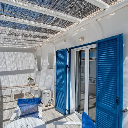 Livadia Seaside 14 *